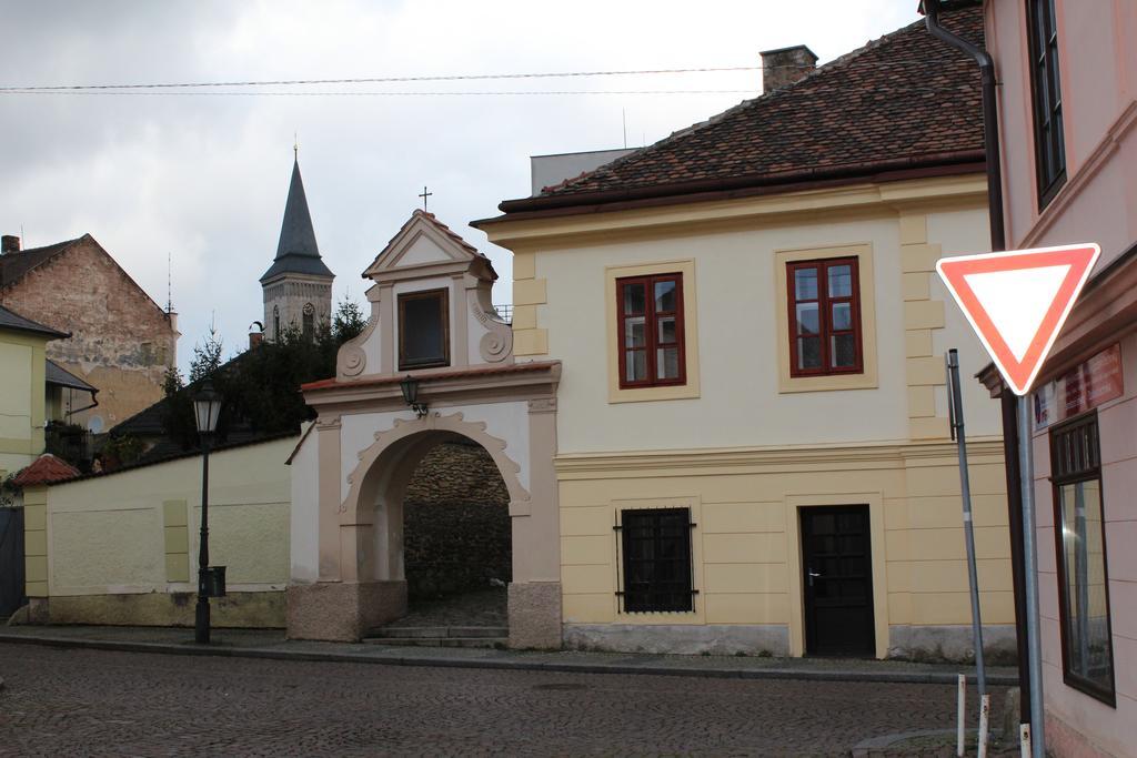 Penzion U Brany Кутна Гора Номер фото